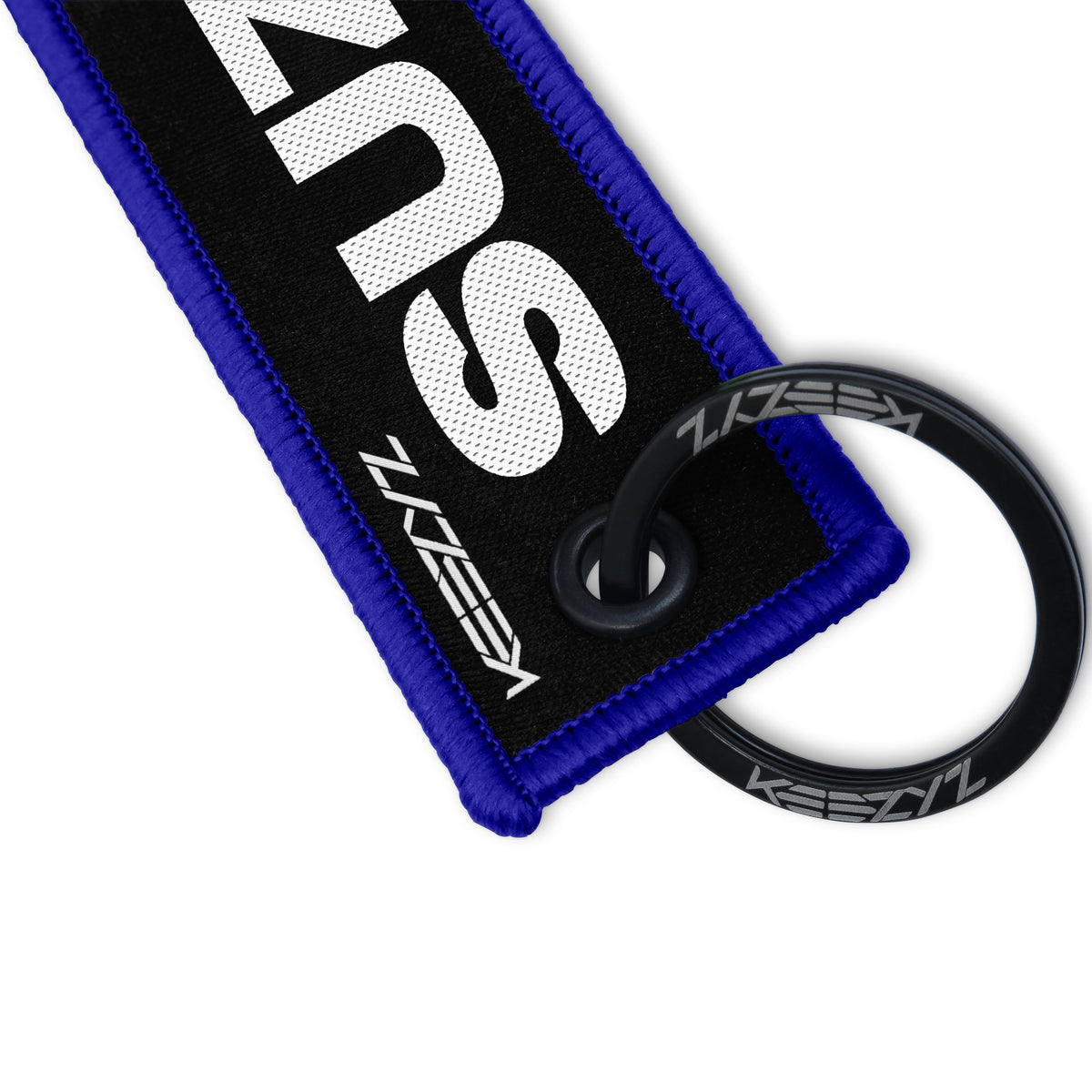 Close-up of the Keezyz Suzukey keychain with Blue border